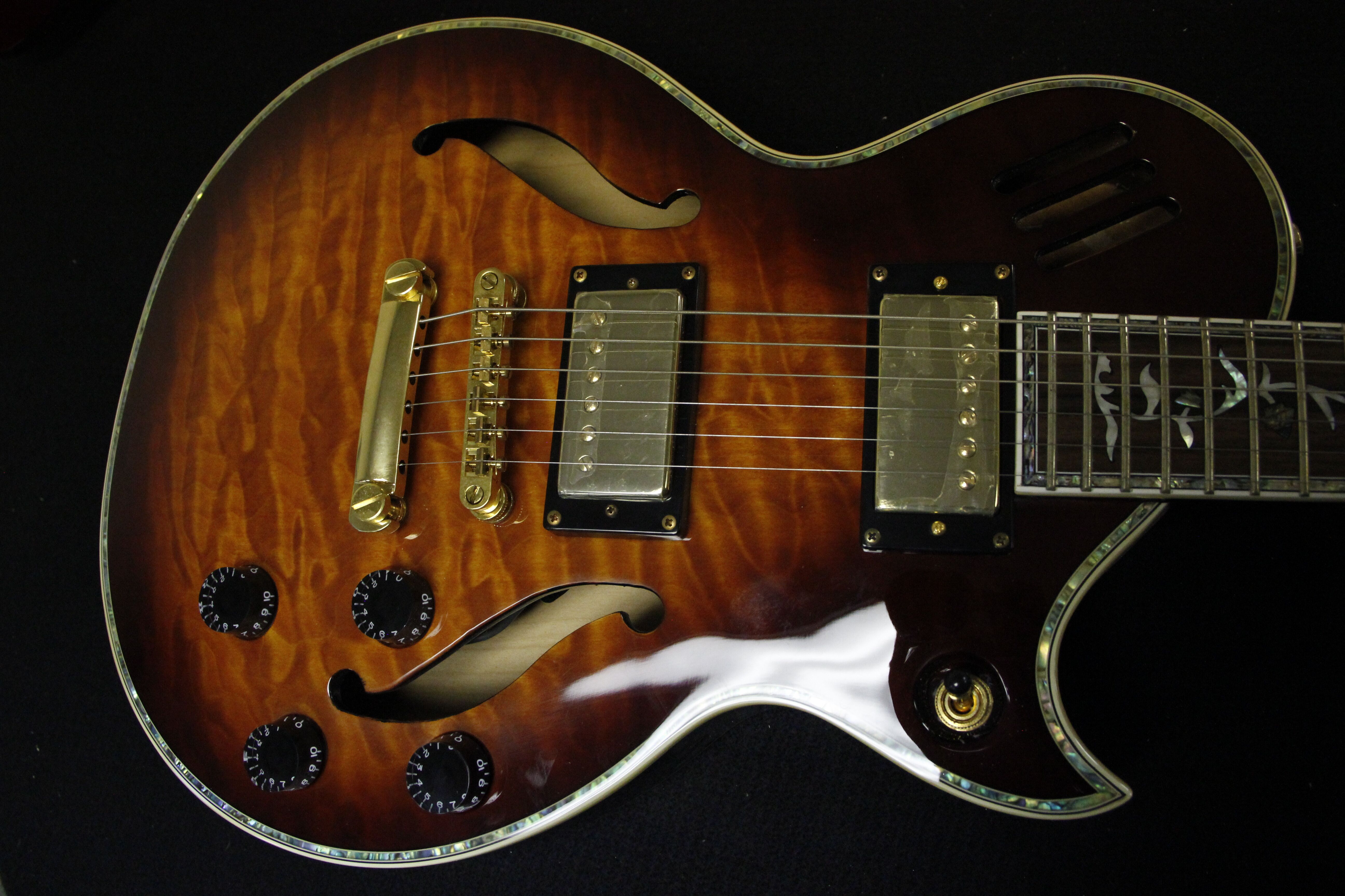 Prestige Heritage Hollow SB QM Mint USA Guitars